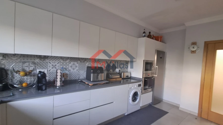 Moradia T3 para Venda em Salir Foto 7