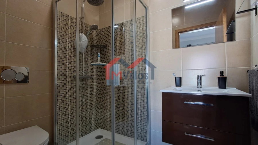 Moradia T3 para Venda em Salir Foto 15