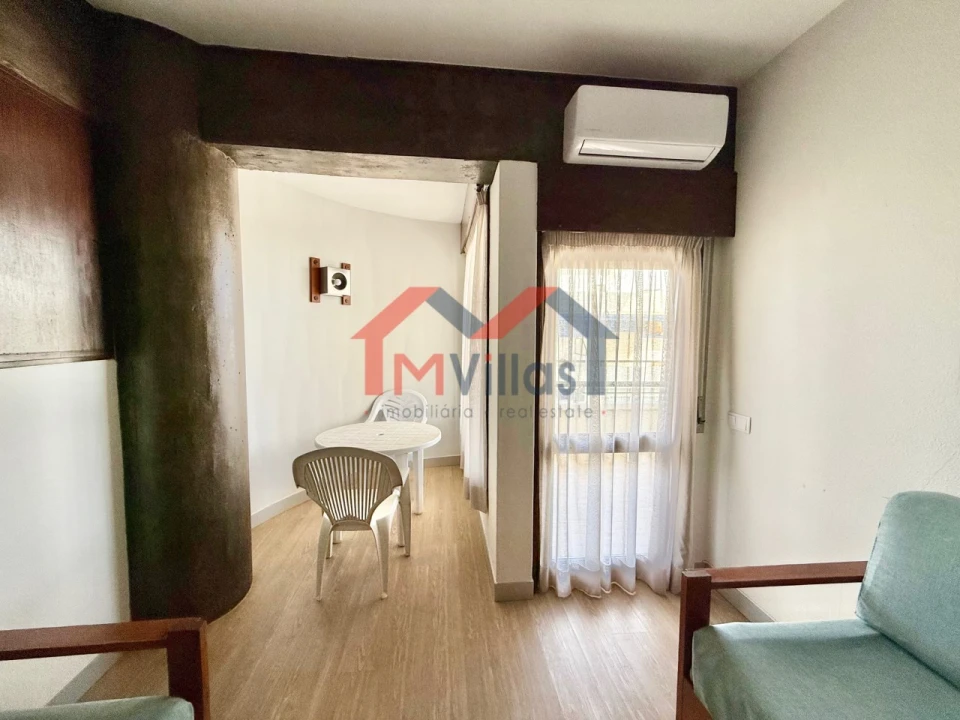Apartamento para Venda em Monte Gordo Foto 7