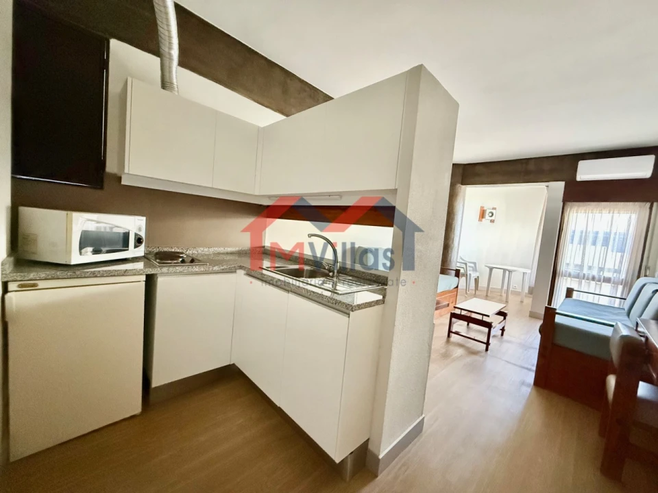 Apartamento para Venda em Monte Gordo Foto 9