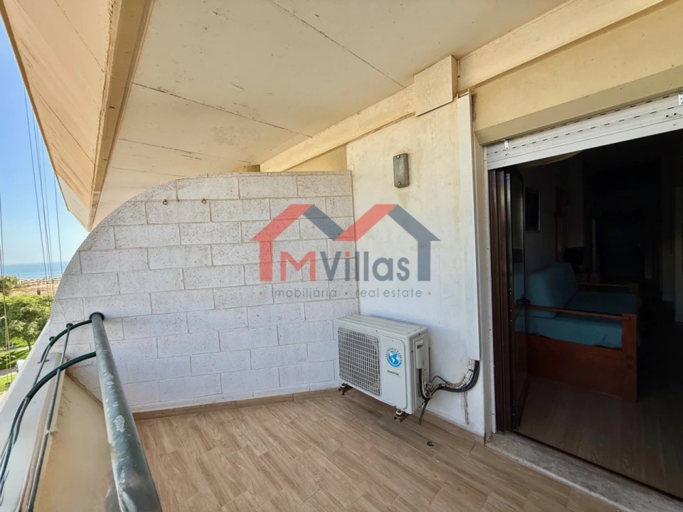 Apartamento para Venda em Monte Gordo Foto 14