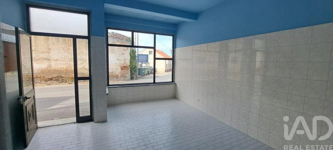 Loja para Arrendamento em A dos Cunhados e Maceira Foto 26