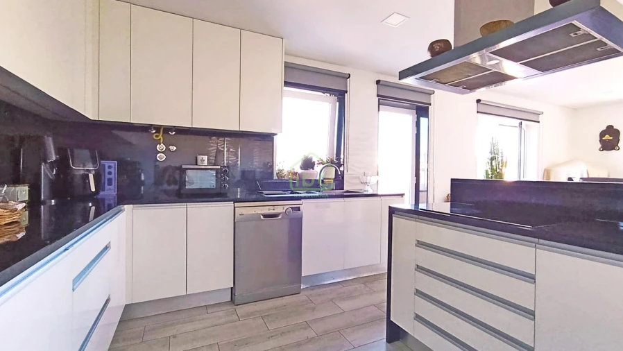 Moradia T4 para Venda em Póvoa de Varzim, Beiriz e Argivai Foto 3