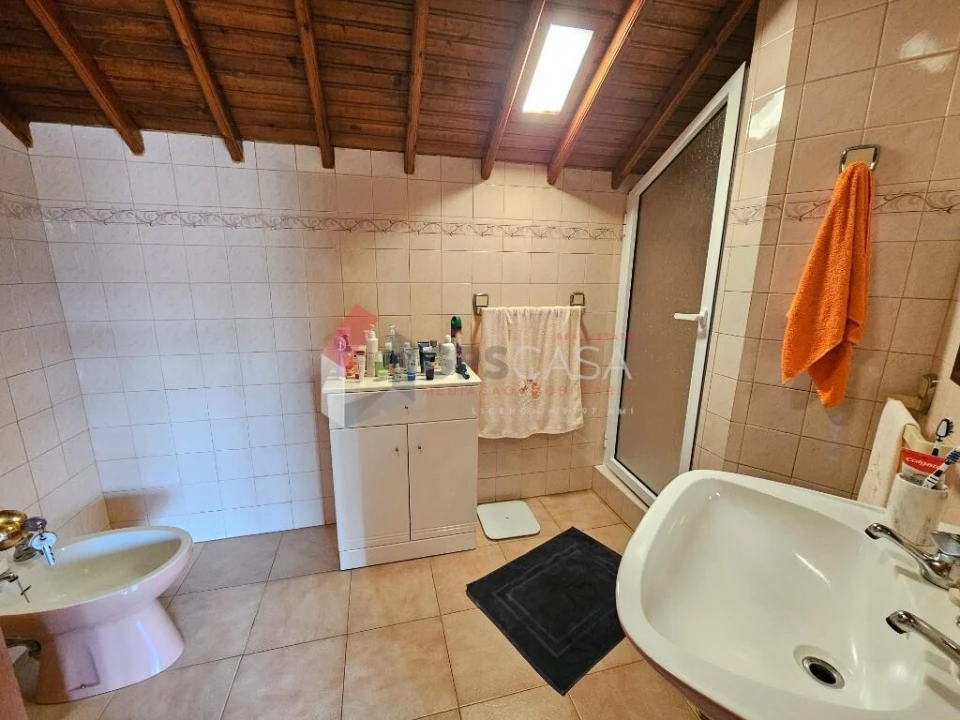 Moradia T2 para Venda em São Sebastião Foto 31