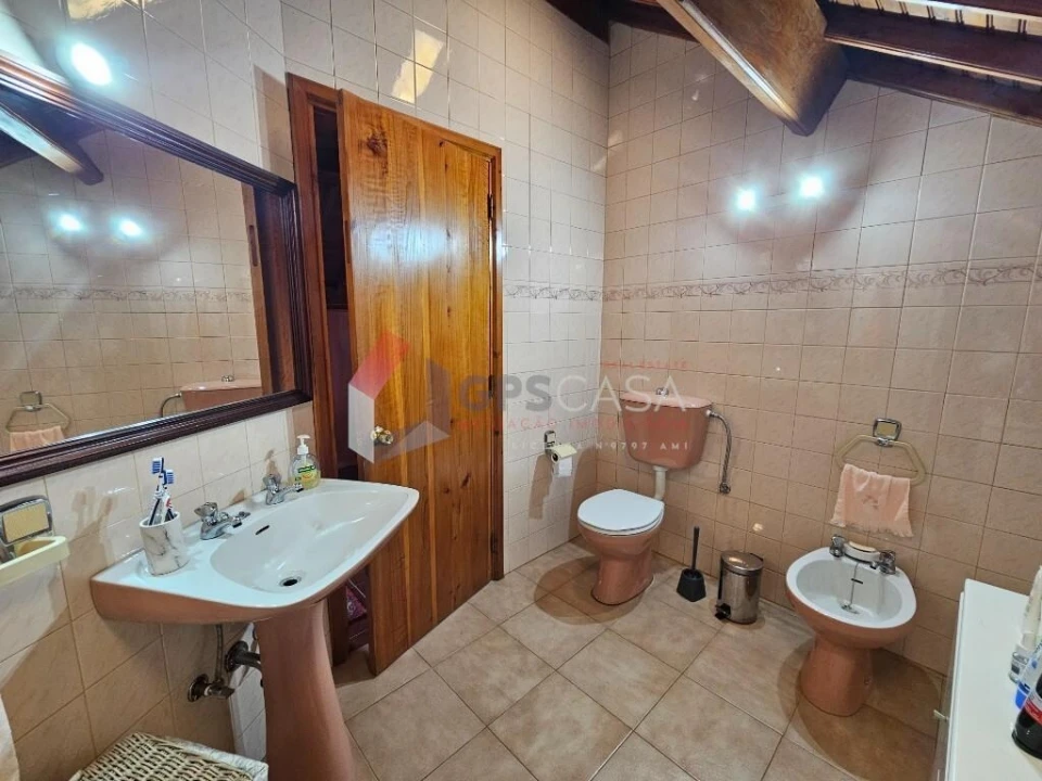 Moradia T2 para Venda em São Sebastião Foto 32