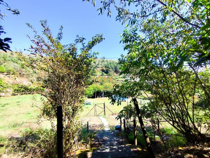 Moradia T2 para Venda em Valadares