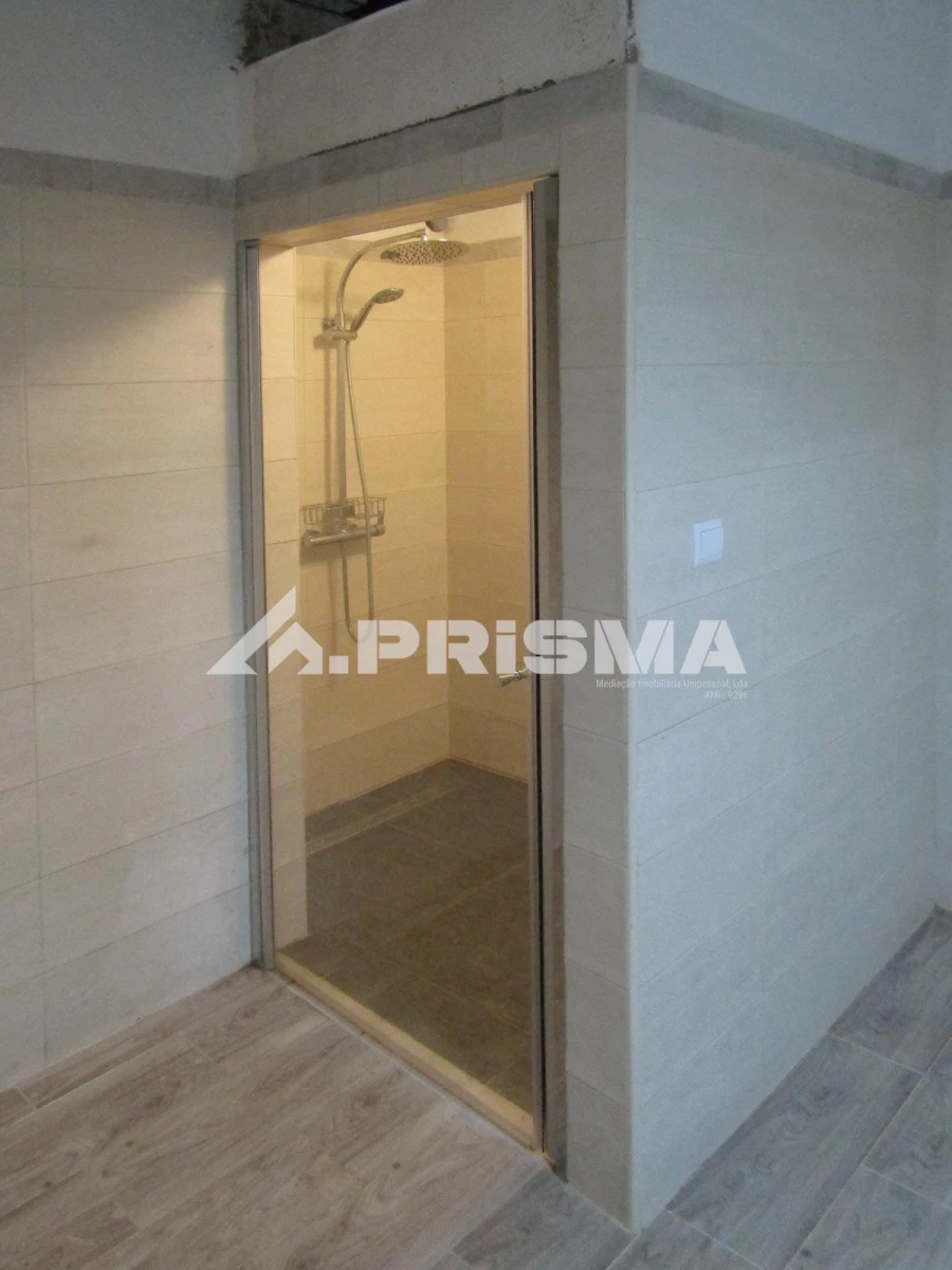 Moradia T4 para Venda em Escalos de Cima e Lousa Foto 13