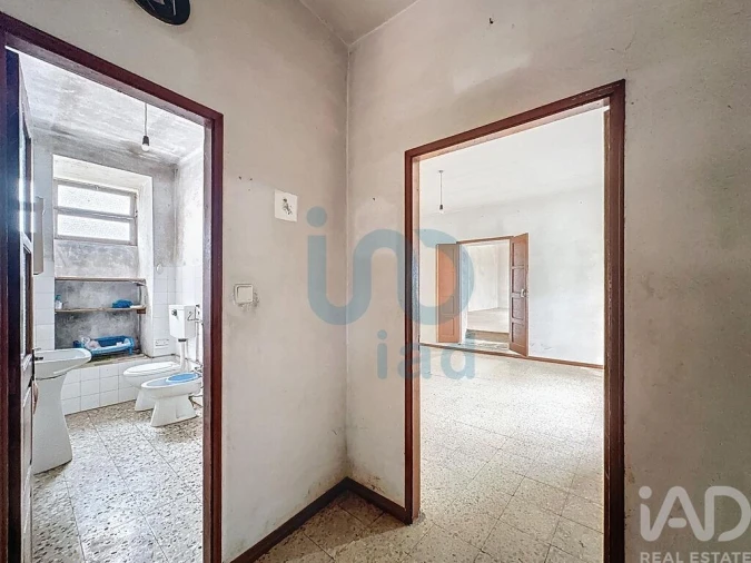 Moradia T5 para Venda em Rio de Moinhos Foto 22