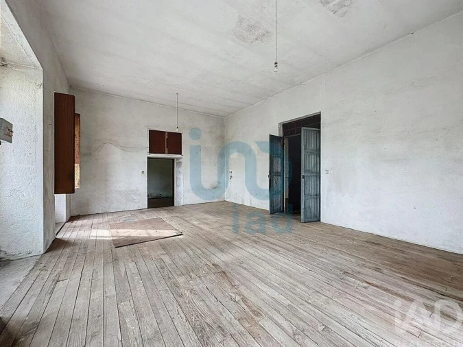 Moradia T5 para Venda em Rio de Moinhos Foto 27