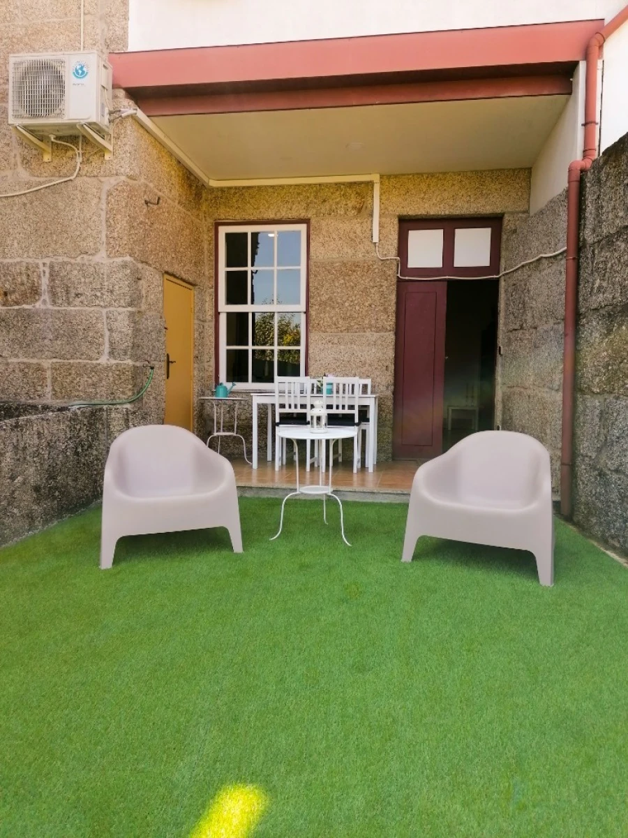 Apartamento T1 para Arrendamento férias em Azurem Foto 1