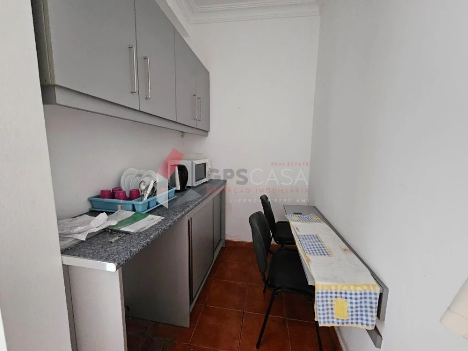 Loja para Venda em Praia da Vitoria (Santa Cruz) Foto 8