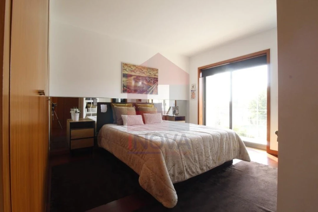 Moradia T3 para Venda em Loureira Foto 19