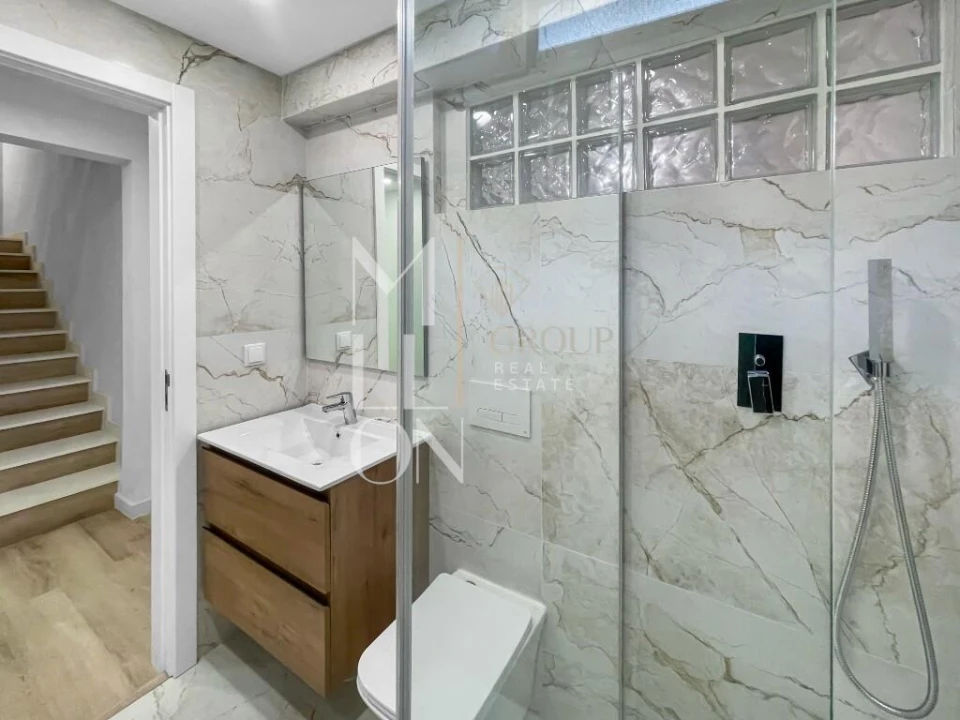 Moradia T6 para Venda em Águas Livres Foto 64