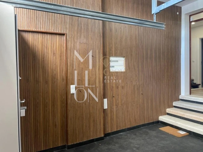 Moradia T6 para Venda em Águas Livres Foto 66