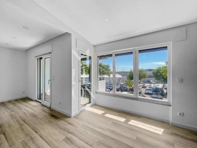 Moradia T6 para Venda em Águas Livres Foto 26