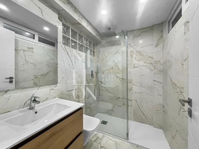 Moradia T6 para Venda em Águas Livres Foto 65