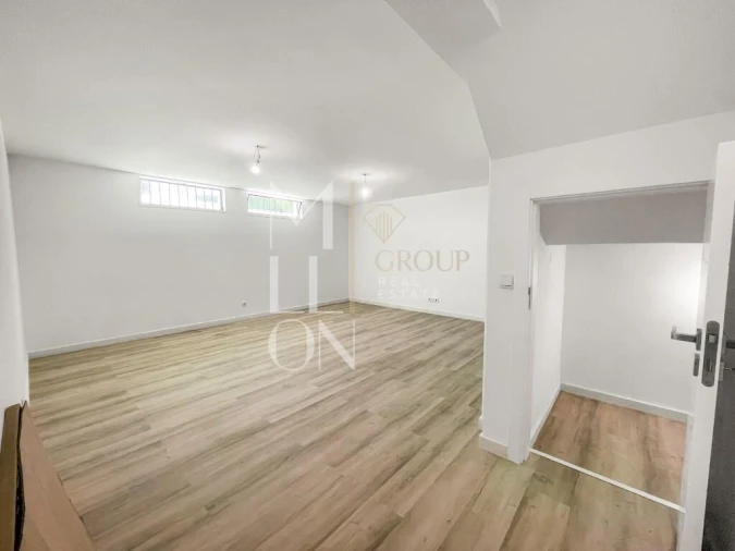 Moradia T6 para Venda em Águas Livres Foto 61