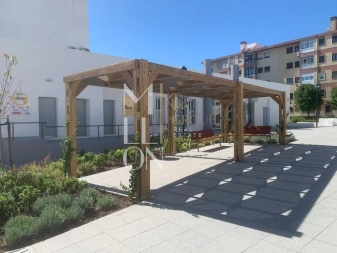 Moradia T6 para Venda em Águas Livres Foto 68