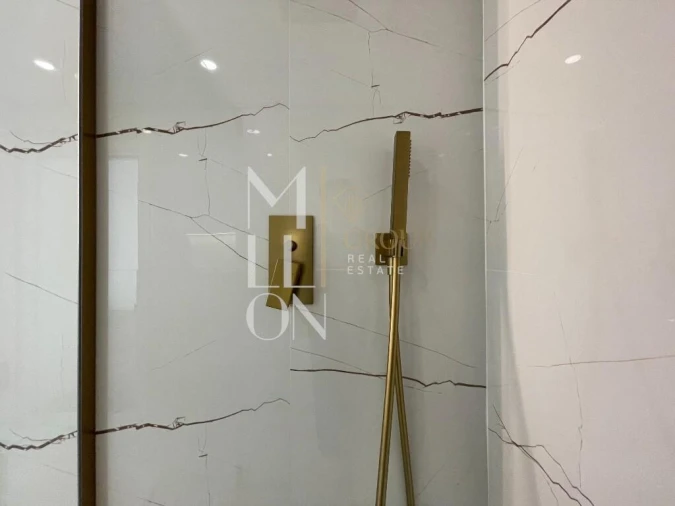 Moradia T6 para Venda em Águas Livres Foto 43