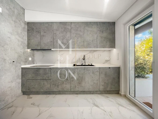 Moradia T6 para Venda em Águas Livres Foto 32