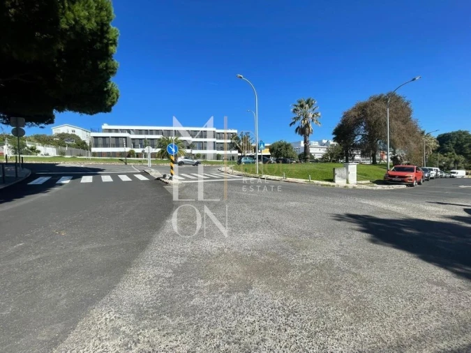 Moradia T6 para Venda em Águas Livres Foto 72