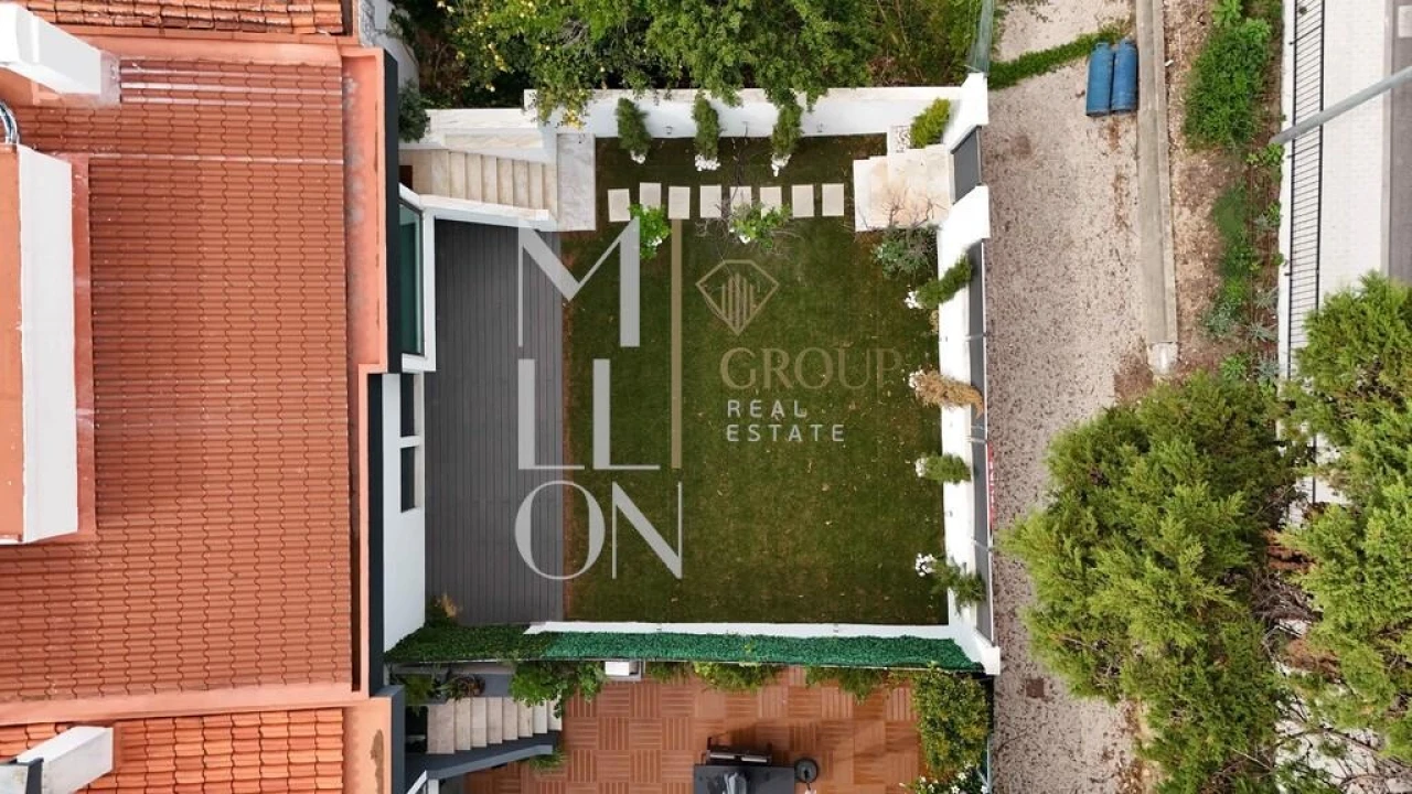 Moradia T6 para Venda em Águas Livres Foto 73