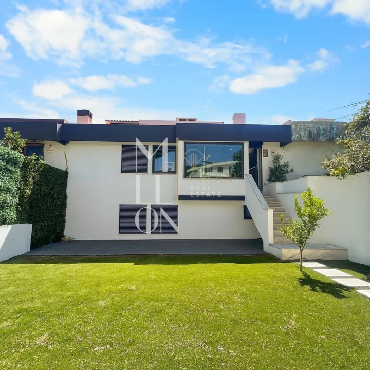 Moradia T6 para Venda em Águas Livres Foto 1