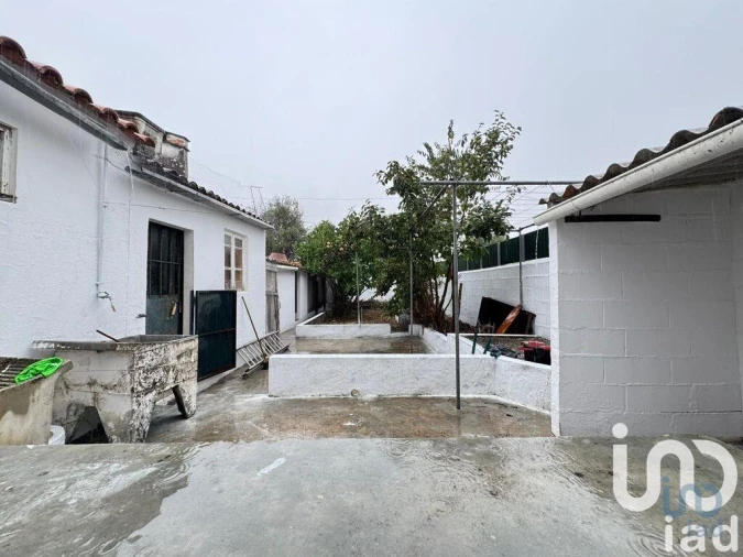 Prédio para Venda em Assumar Foto 13