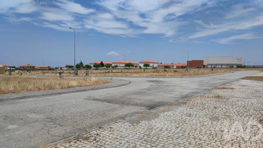 Terreno para Venda em Almeida Foto 18