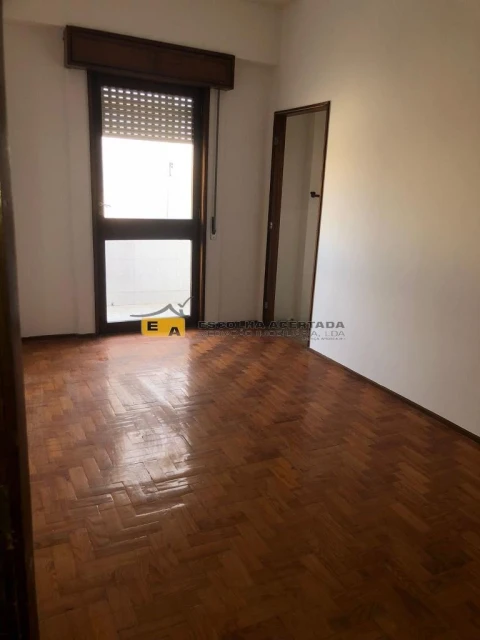 Apartamento T1 para Venda em Paranhos