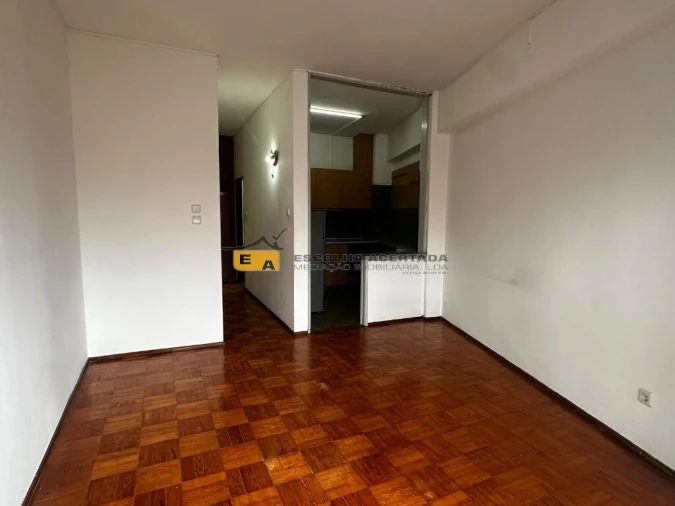 Apartamento T1 para Venda em Paranhos Foto 10