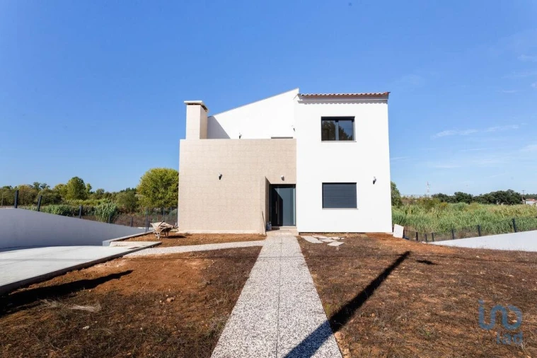 Moradia T4 para Venda em Arcos e Mogofores