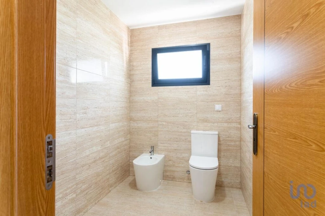 Moradia T4 para Venda em Arcos e Mogofores Foto 9