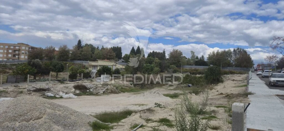 Terreno para Venda em Azias Foto 3