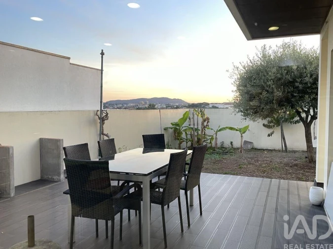 Moradia T3 para Venda em Tamel (São Verissimo) Foto 32