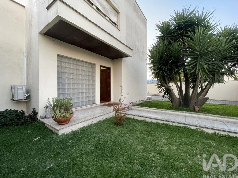 Moradia T3 para Venda em Tamel (São Verissimo) Foto 39