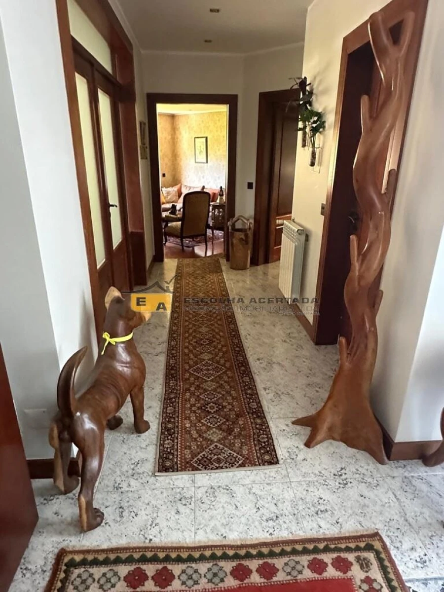 Moradia T4 para Venda em Modivas Foto 13