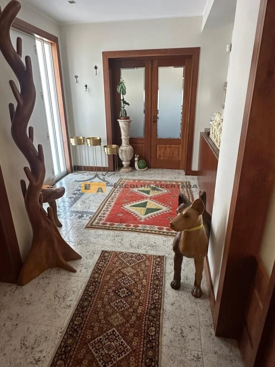 Moradia T4 para Venda em Modivas Foto 11