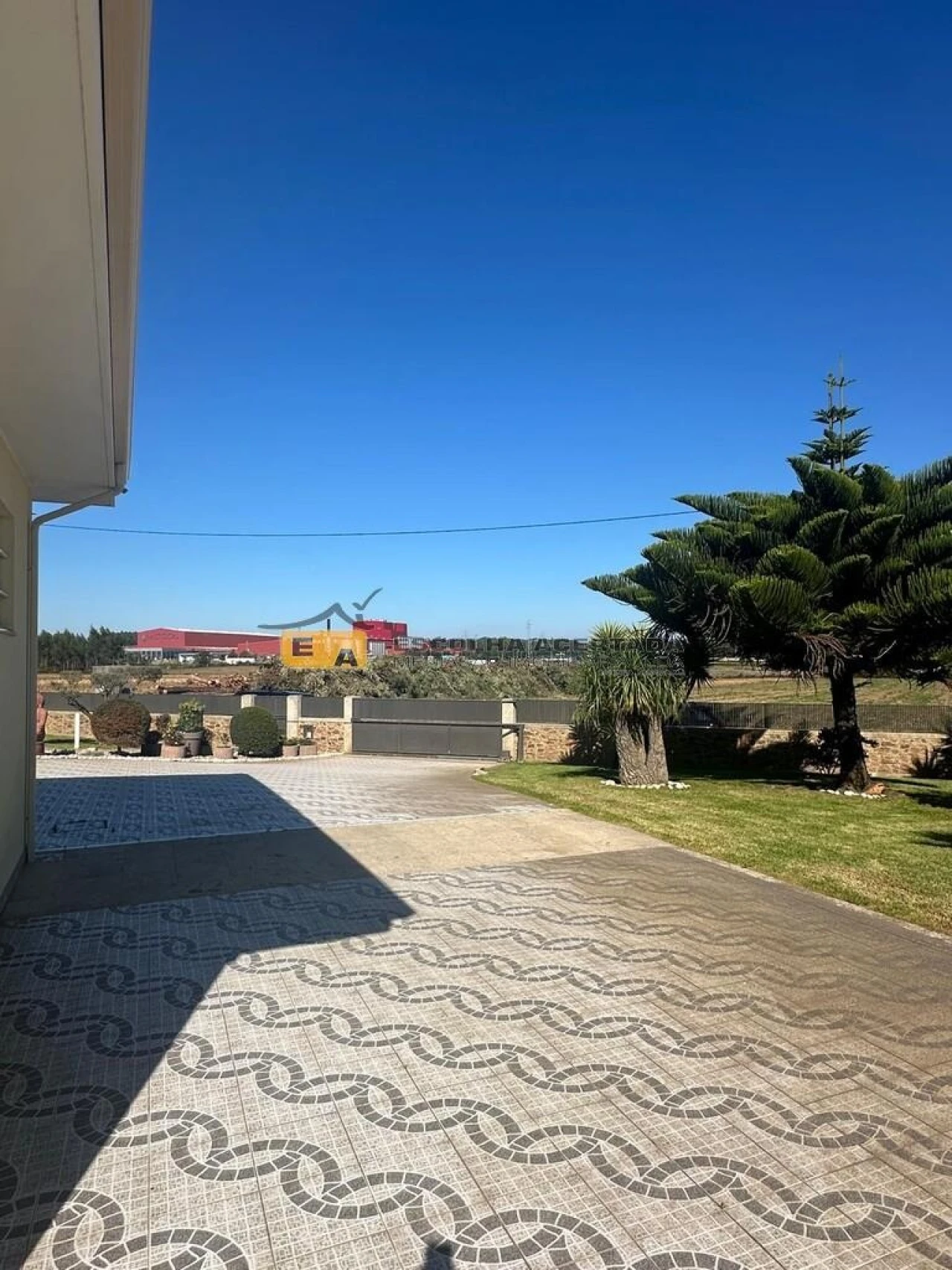 Moradia T4 para Venda em Modivas Foto 43