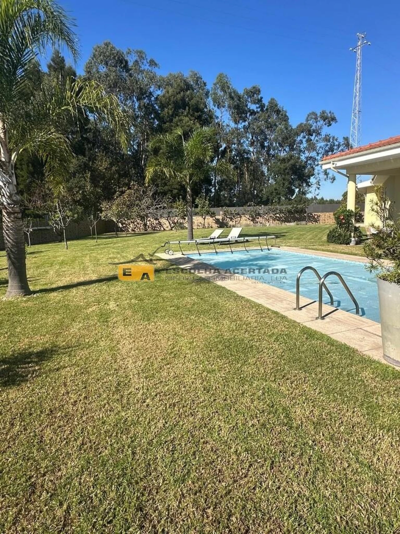 Moradia T4 para Venda em Modivas Foto 4