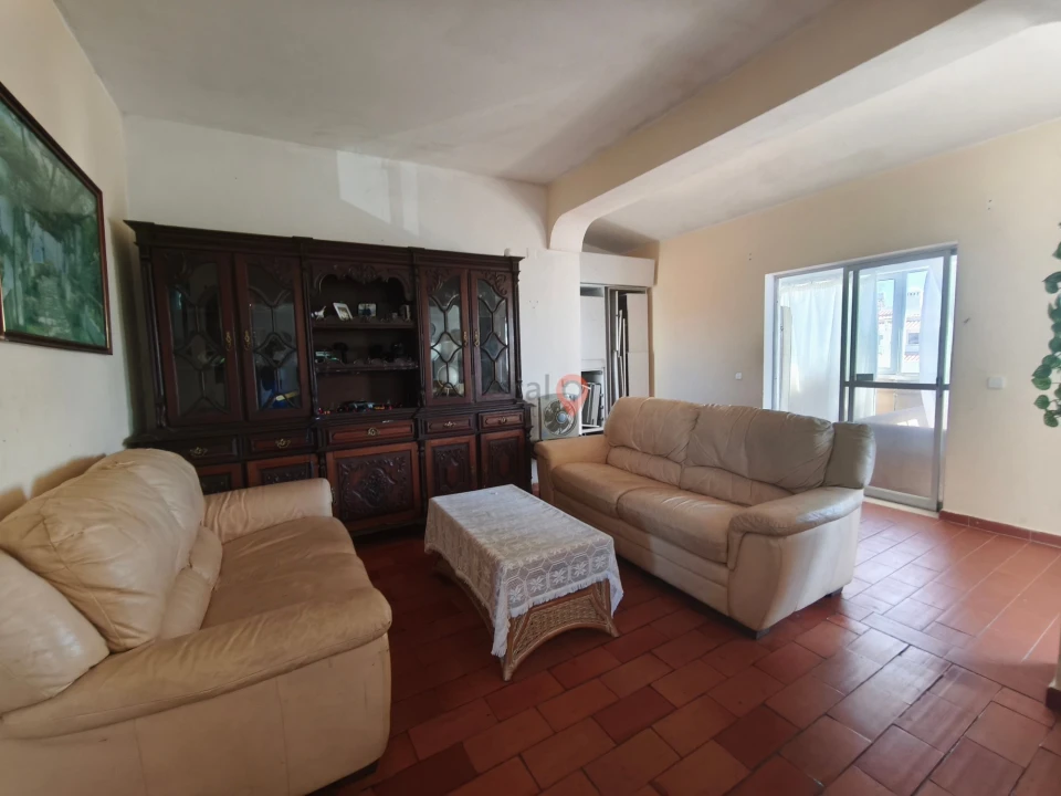 Moradia T3 para Venda em Lagos (São Sebastião e Santa Maria) Foto 3