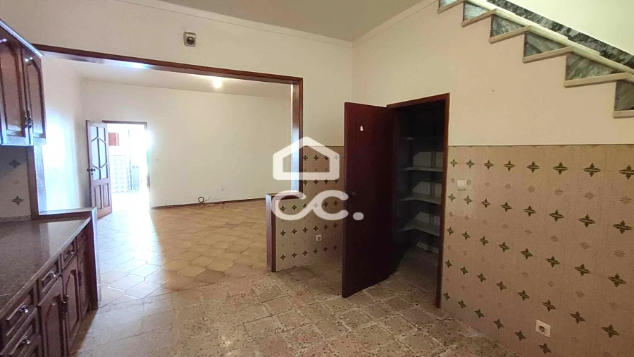 Moradia T4 para Venda em Beringel Foto 2