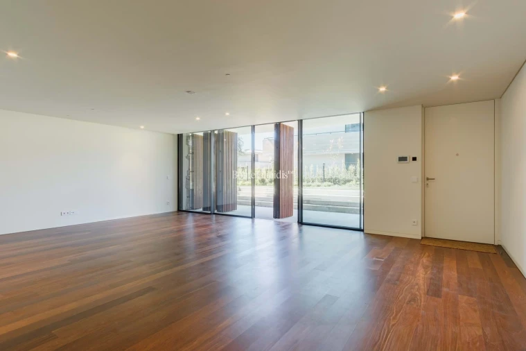 Apartamento T2 para Venda em Cascais e Estoril Foto 4