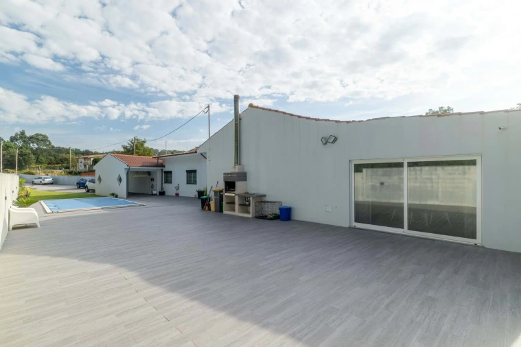 Moradia T3 para Venda em Folgosa Foto 2