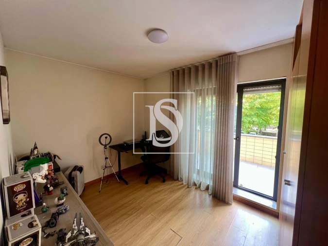 Apartamento T3 para Venda em Arcozelo Foto 7