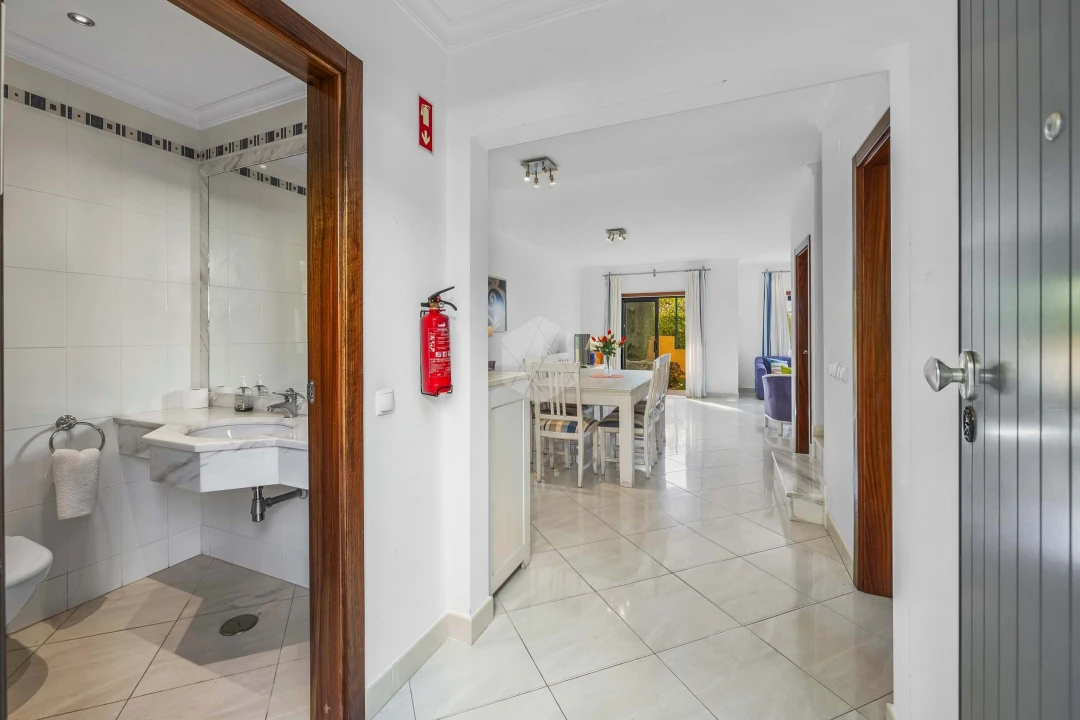 Moradia T3 para Venda em Albufeira e Olhos de Água Foto 21