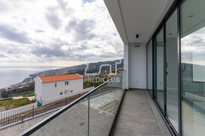 Moradia T3 para Venda em Santa Cruz
