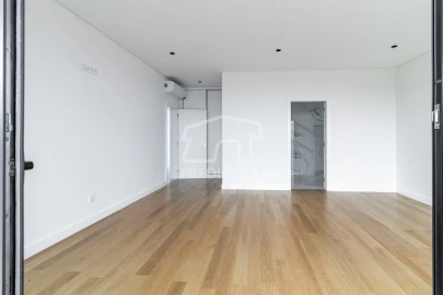 Moradia T3 para Venda em Santa Cruz