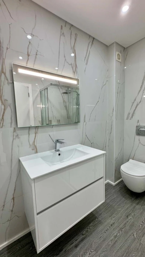 Apartamento T3 para Venda em Quelfes