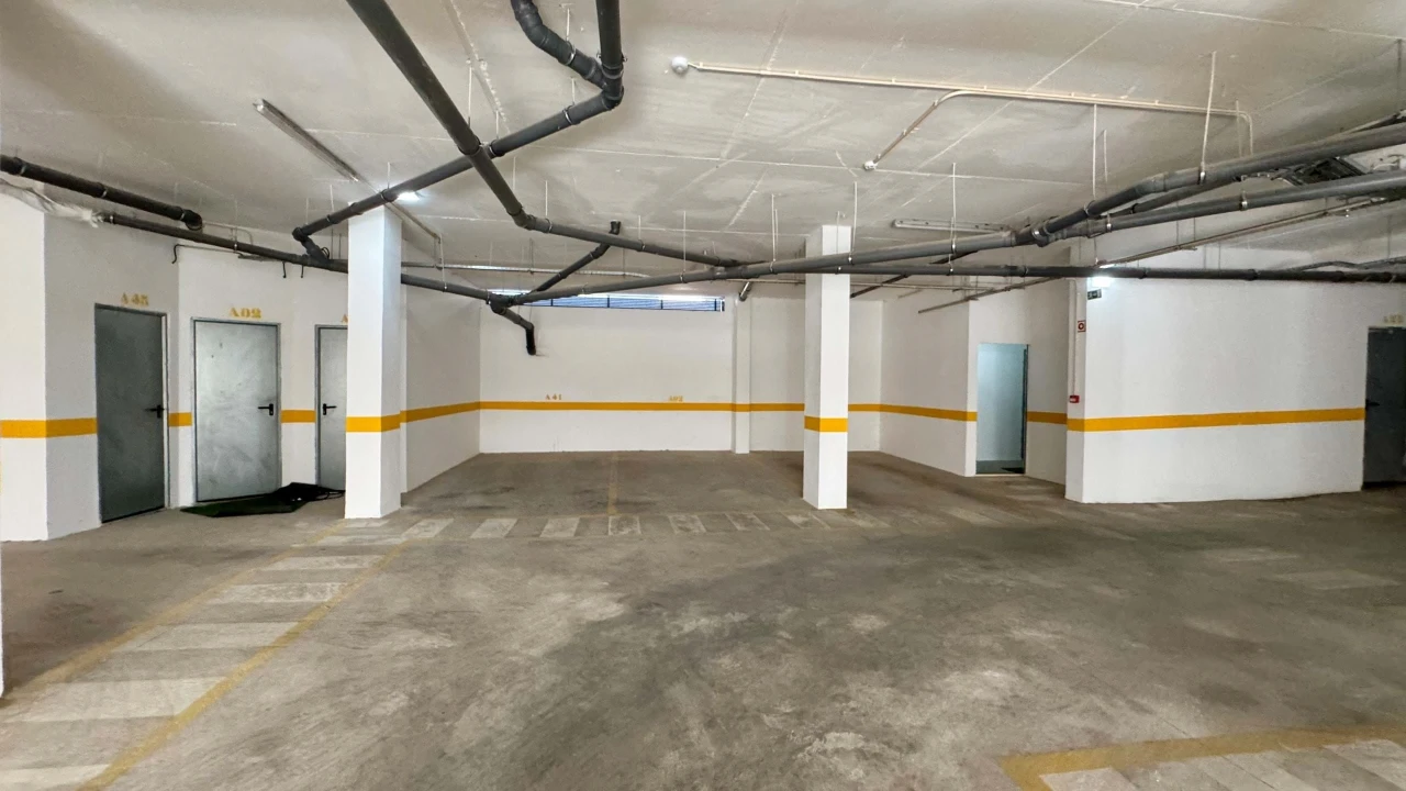 Apartamento T3 para Venda em Quelfes Foto 23